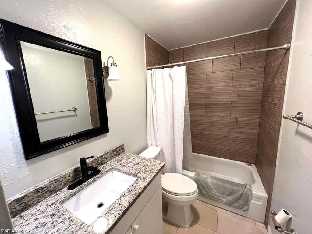 883 Coconut Cir, Naples, photo 13