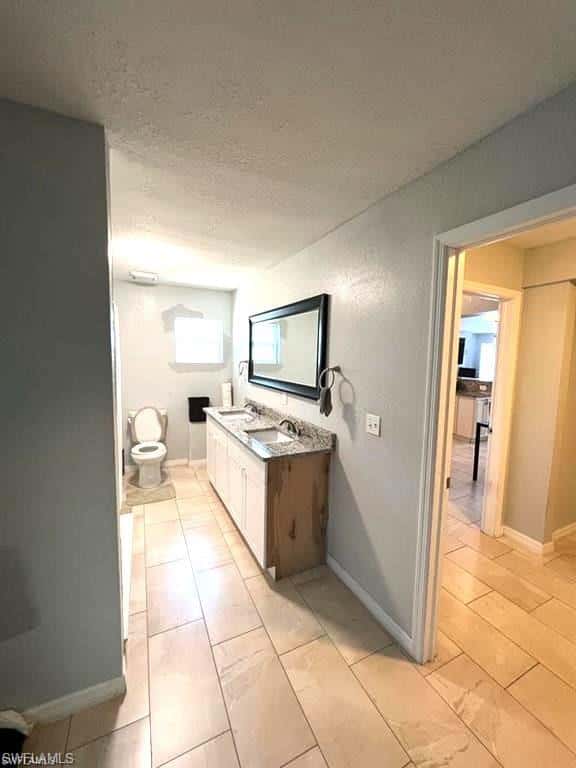 883 Coconut Cir, Naples, photo 9