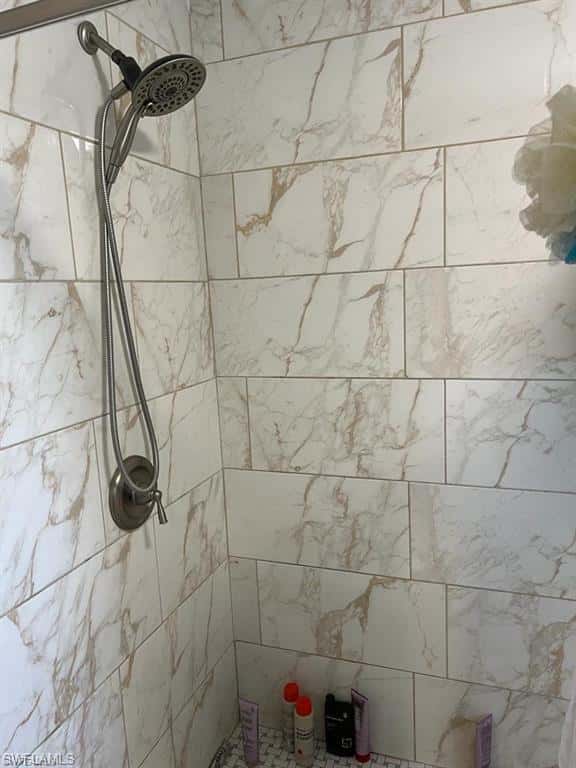 883 Coconut Cir, Naples, photo 11