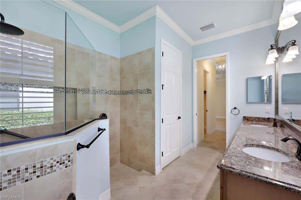 3130 Aviamar Cir, Naples, photo 14