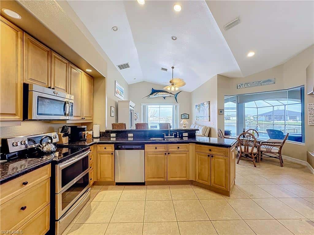 2115 Old Burnt Store Rd, Cape Coral, photo 4