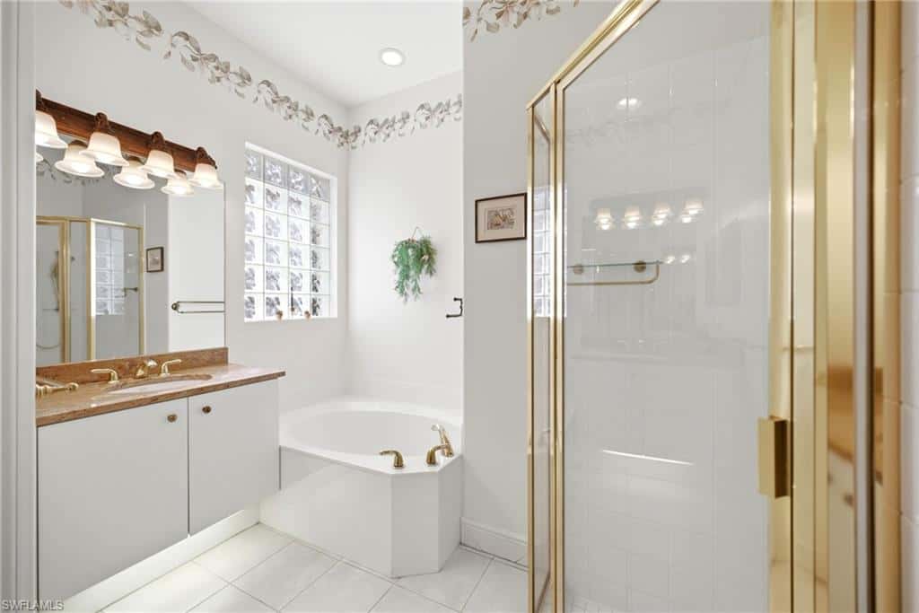 935 Fountain Run, Naples, photo 17
