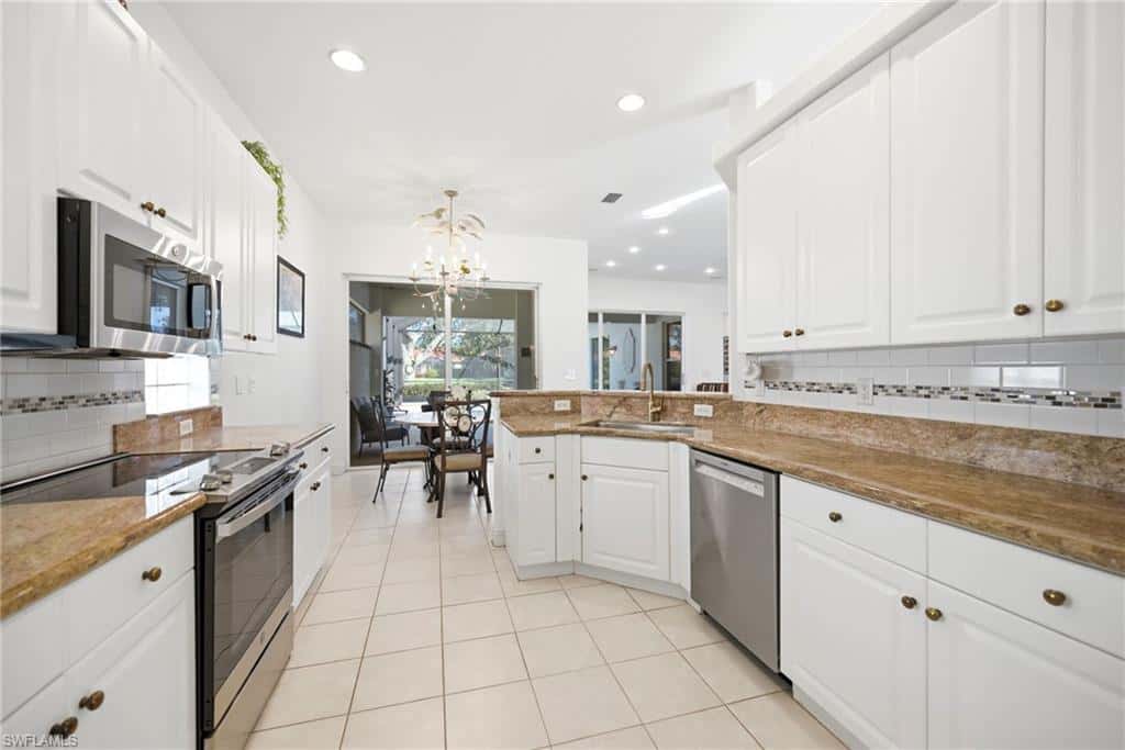 935 Fountain Run, Naples, photo 12