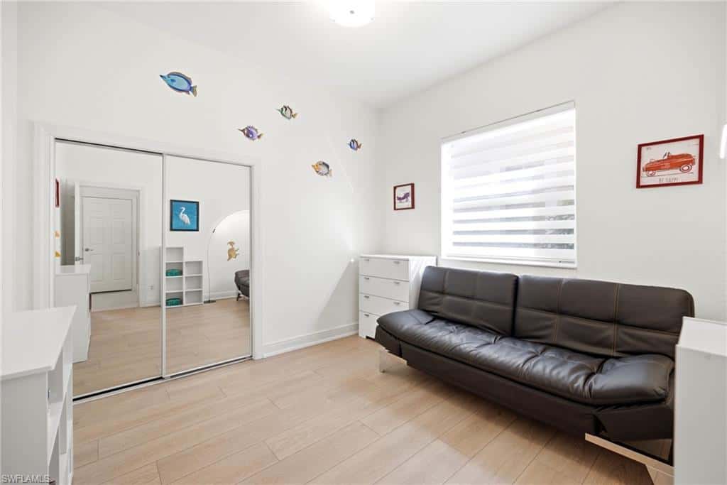 935 Fountain Run, Naples, photo 18