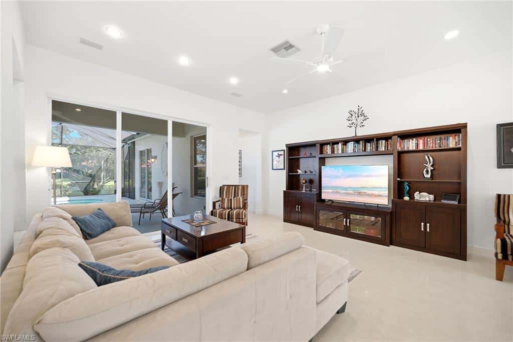 935 Fountain Run, Naples, photo 8