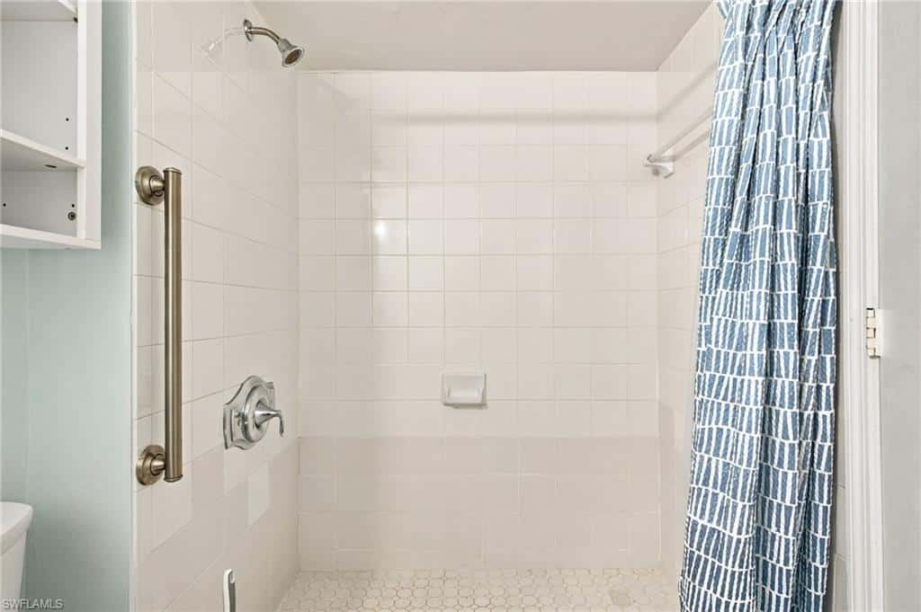 8880 Colonnades Ct #413, Bonita Springs, photo 24