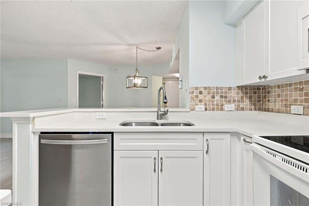 8880 Colonnades Ct #413, Bonita Springs, photo 14