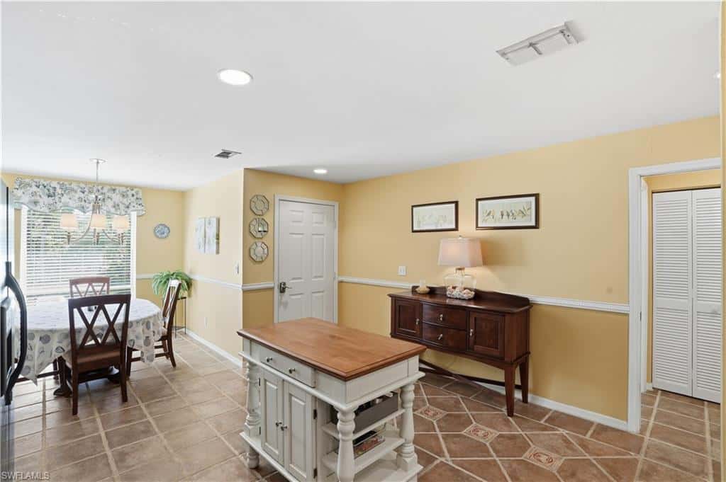 1120 Sarah Jean Cir #204, Naples, photo 13