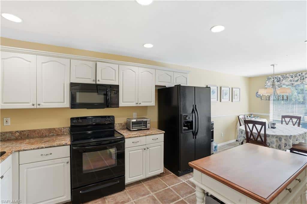 1120 Sarah Jean Cir #204, Naples, photo 12