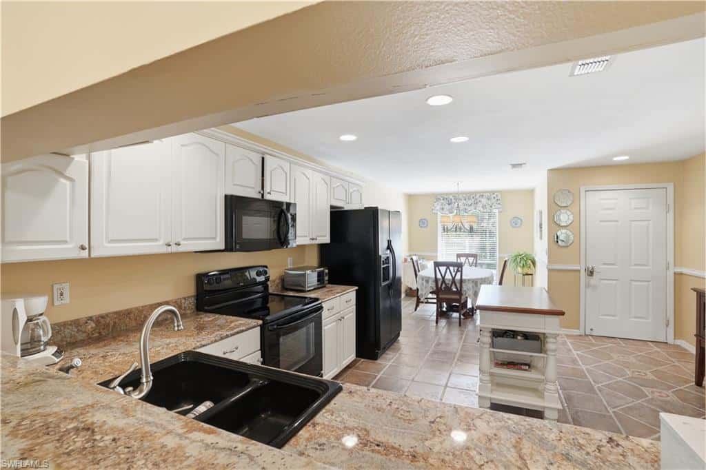 1120 Sarah Jean Cir #204, Naples, photo 10