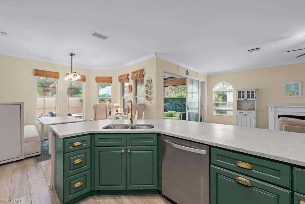 15834 Cutters Ct, Fort Myers, photo 10