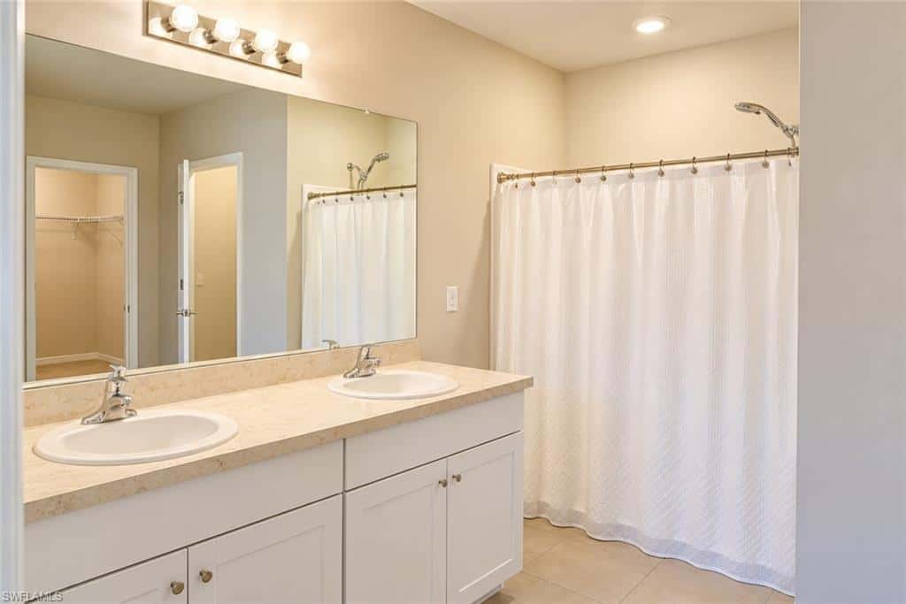 26500 Chaparel Dr, Bonita Springs, photo 6