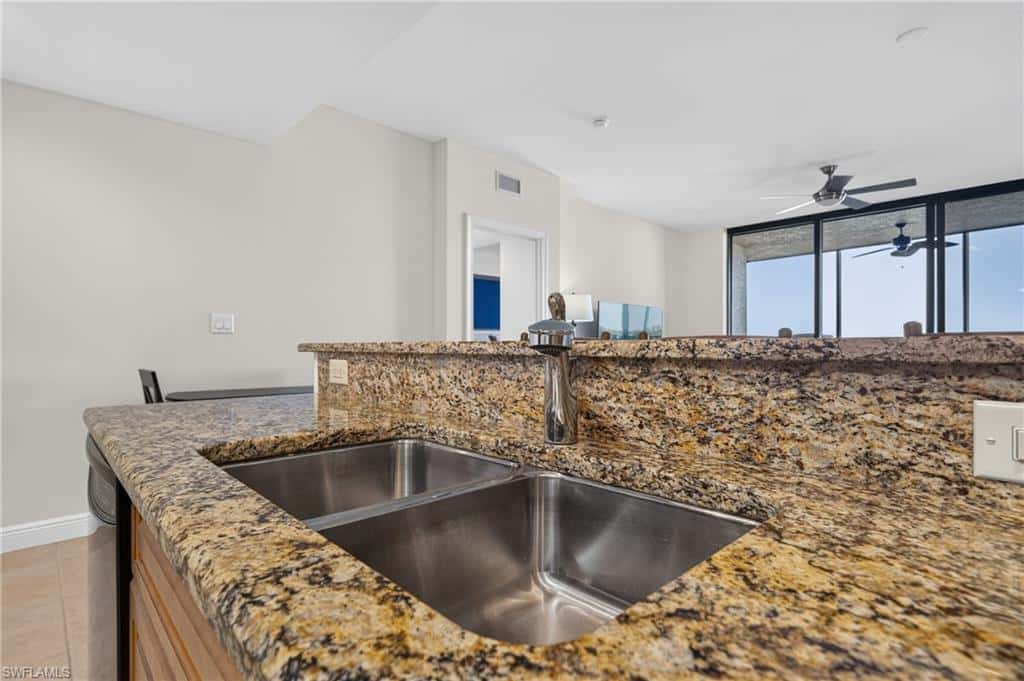5781 Cape Harbour Dr #505, Cape Coral, photo 17