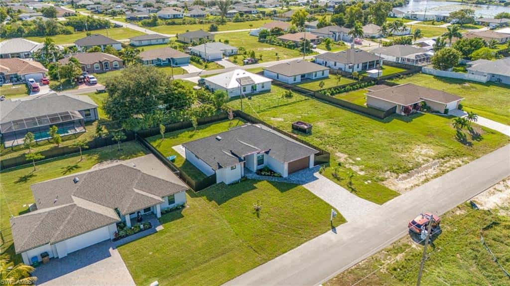 1005 4th Pl, Cape Coral, photo 30