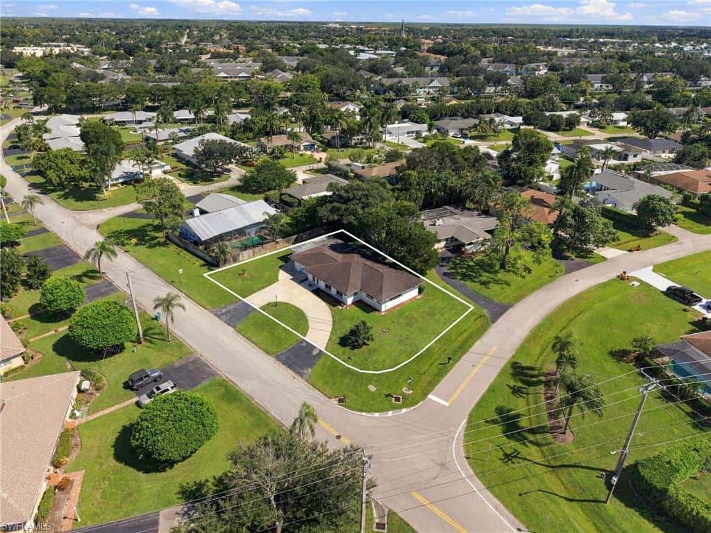 172 Coral Vine Dr, Naples, photo 10
