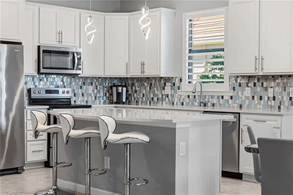 16051 Palmetto Prairie Dr, Alva, photo 7