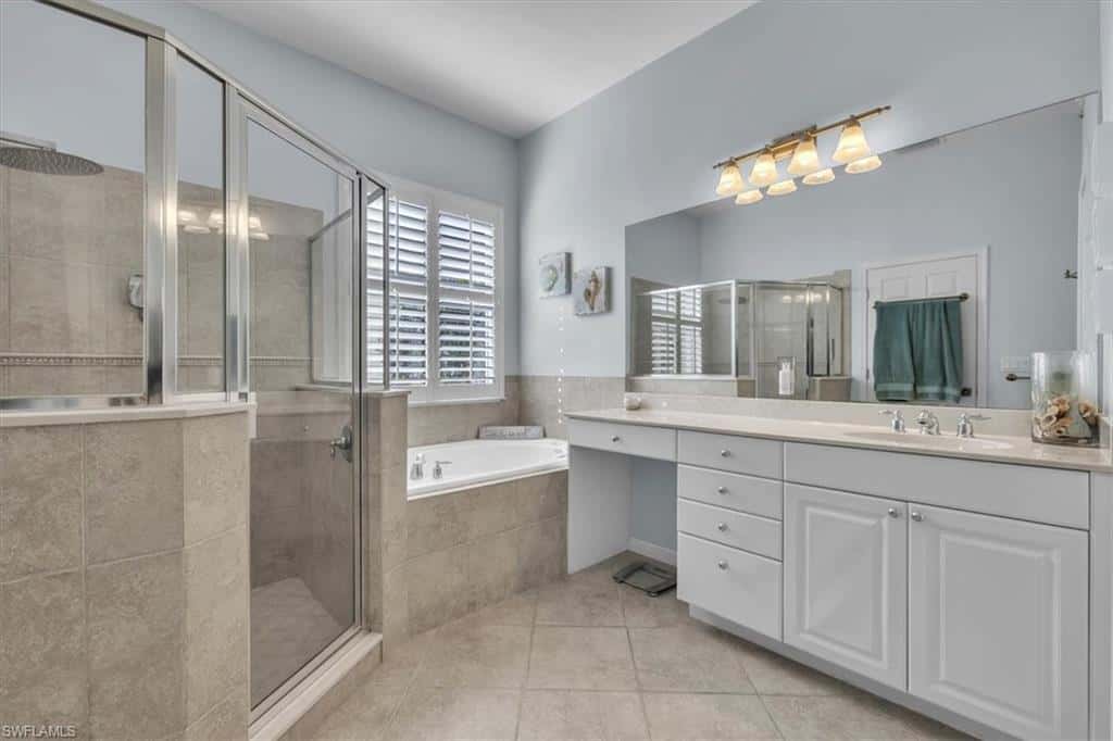 3910 Lakeview Isle Ct, Fort Myers, photo 41