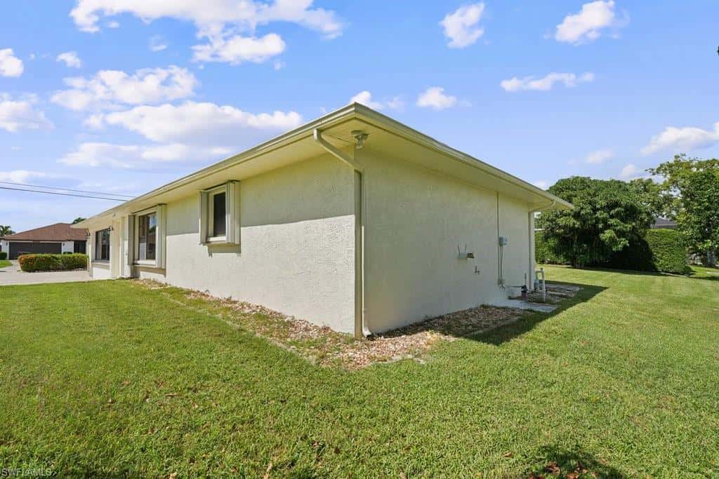 315 20th Ct, Cape Coral, photo 46