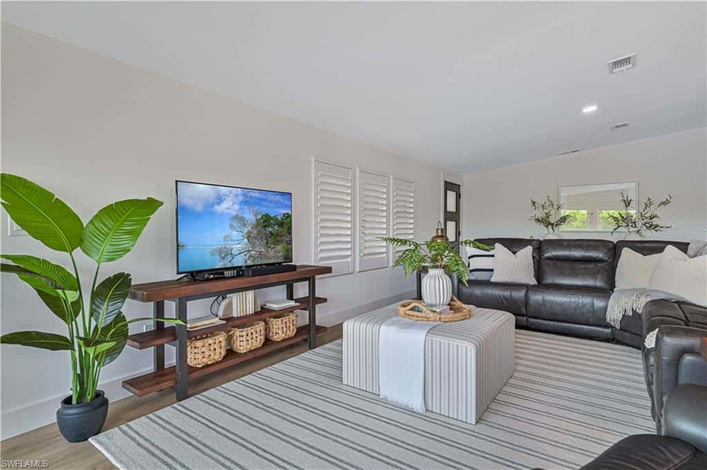 17731 Canal Cove Ct, Fort Myers Beach, photo 6