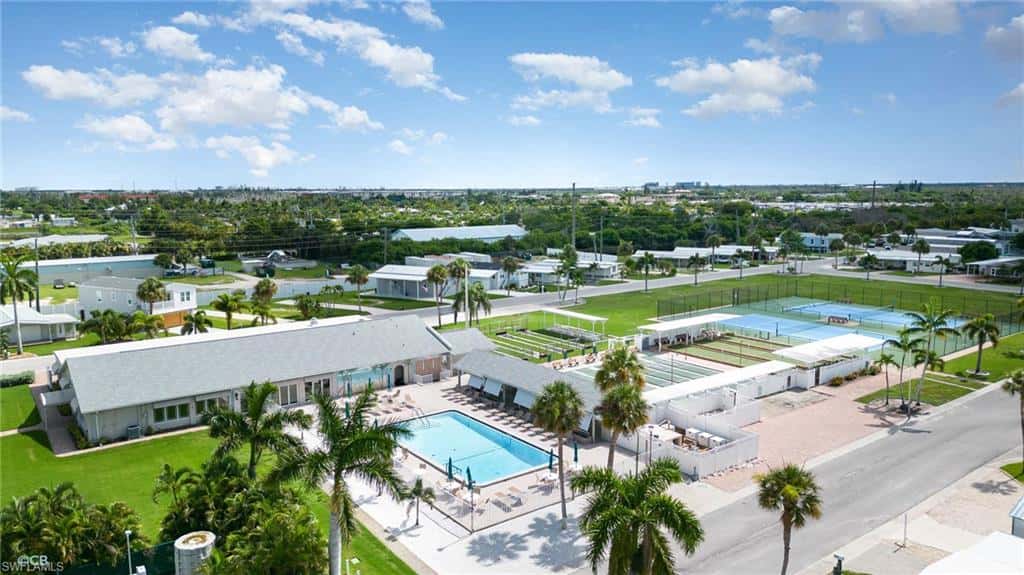 17731 Canal Cove Ct, Fort Myers Beach, photo 40