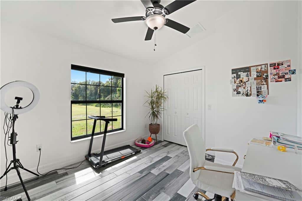 18931 Palm Beach Blvd, Alva, photo 23