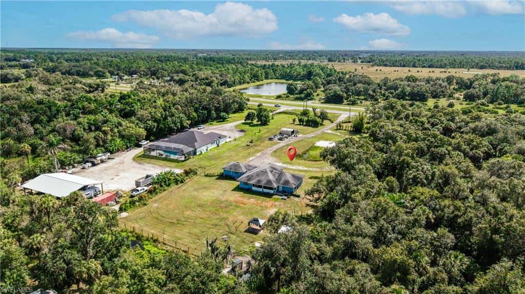 18931 Palm Beach Blvd, Alva, photo 6