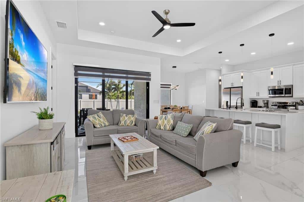 1005 9th Ter, Cape Coral, photo 5