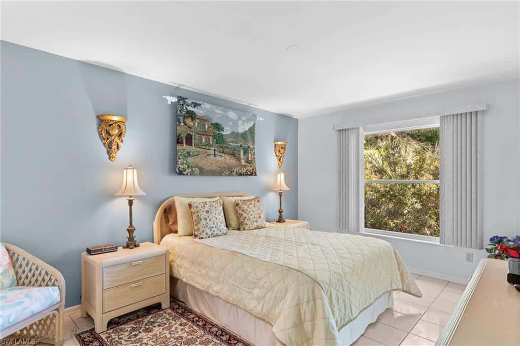 864 Gulf Pavilion Dr #202, Naples, photo 6