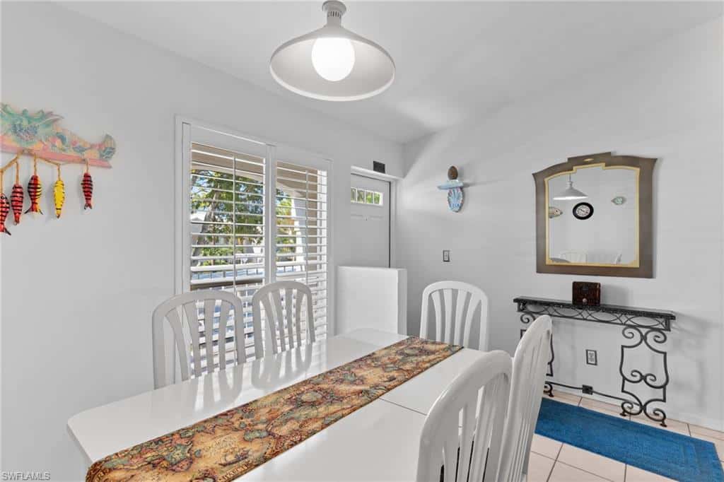 864 Gulf Pavilion Dr #202, Naples, photo 11