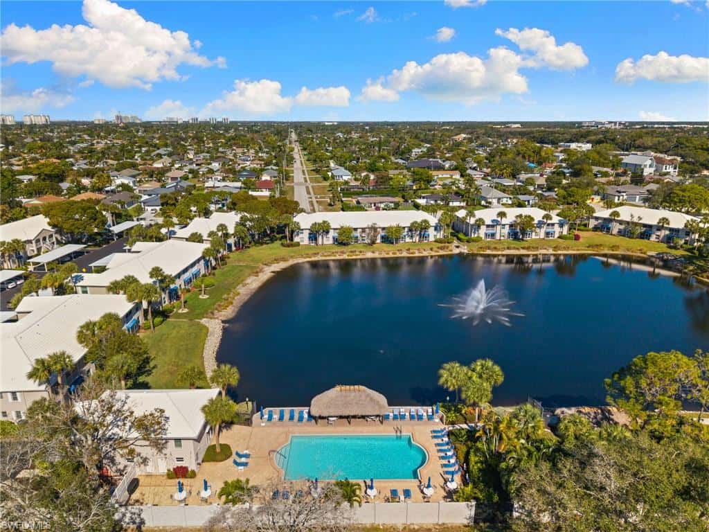 864 Gulf Pavilion Dr #202, Naples, photo 21