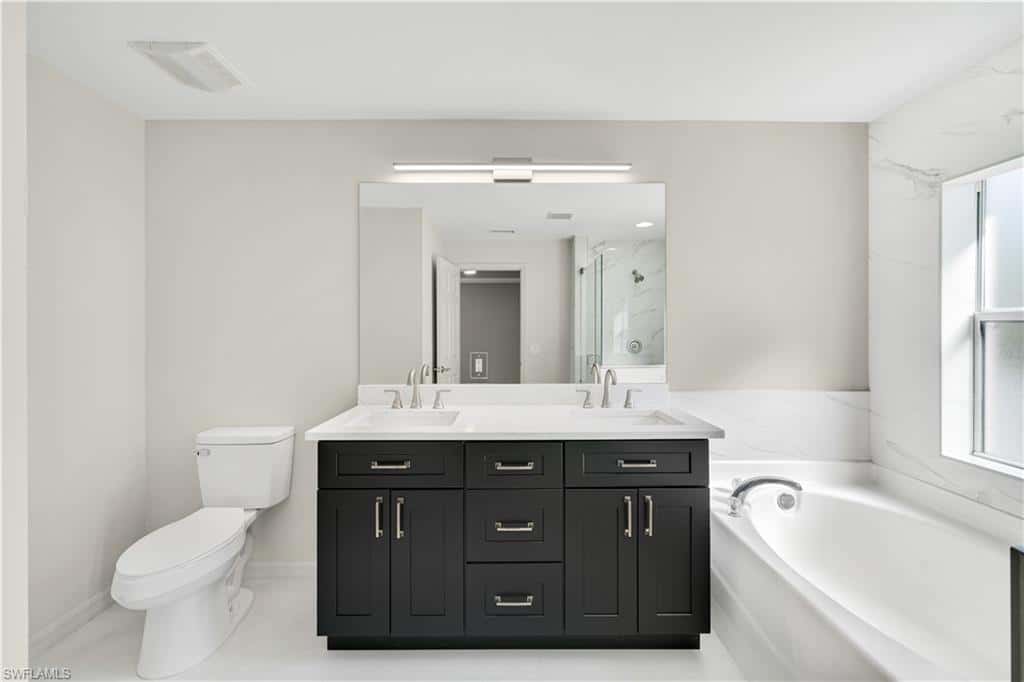 18323 Miller Rd, Fort Myers, photo 15