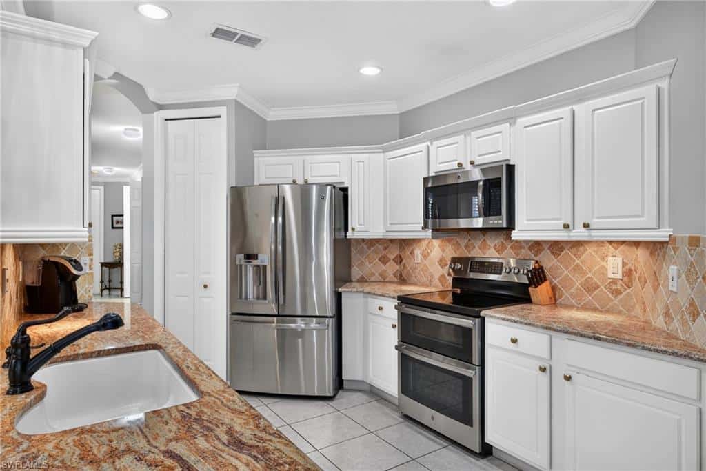 895 Eastham Way #m102, Naples, photo 9