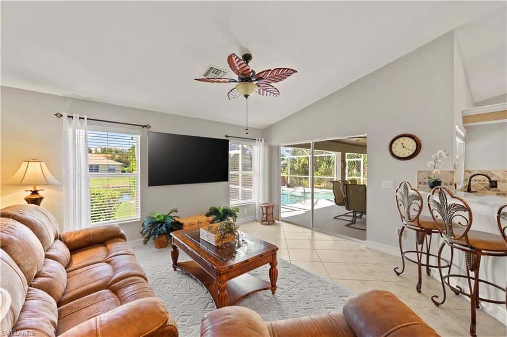 1070 57th St, Cape Coral, photo 9
