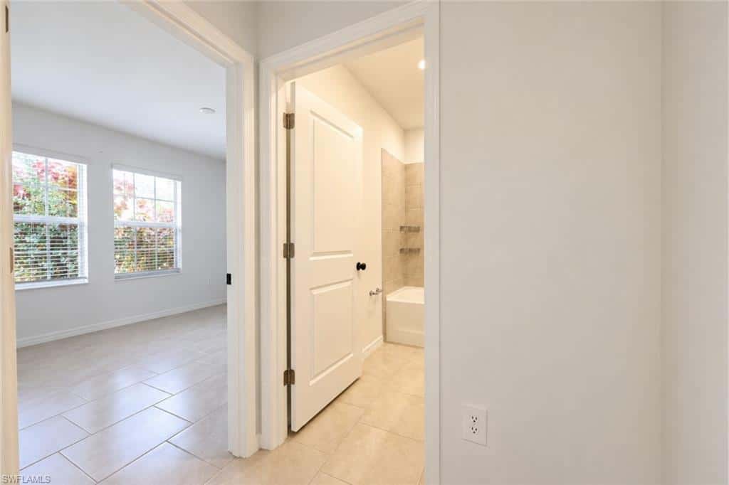 12421 Amber Waves Rd, Lehigh Acres, photo 6