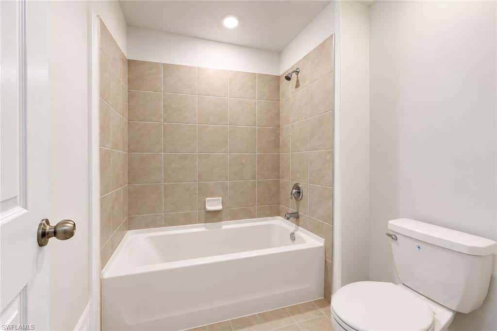 12421 Amber Waves Rd, Lehigh Acres, photo 34