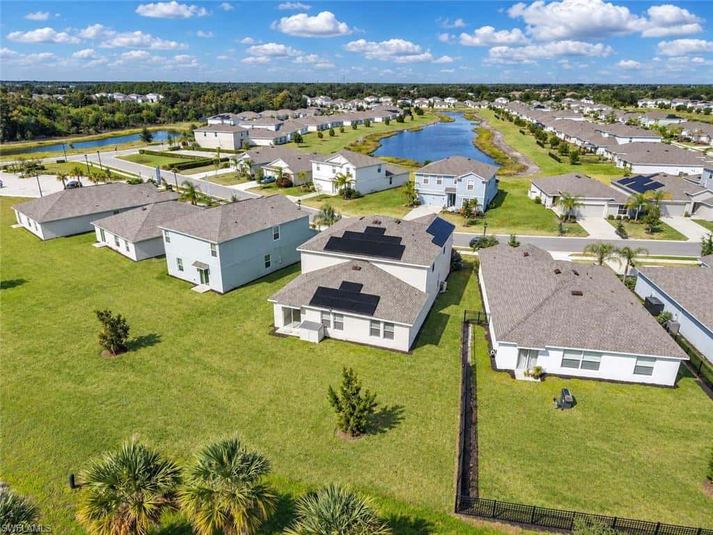12421 Amber Waves Rd, Lehigh Acres, photo 37