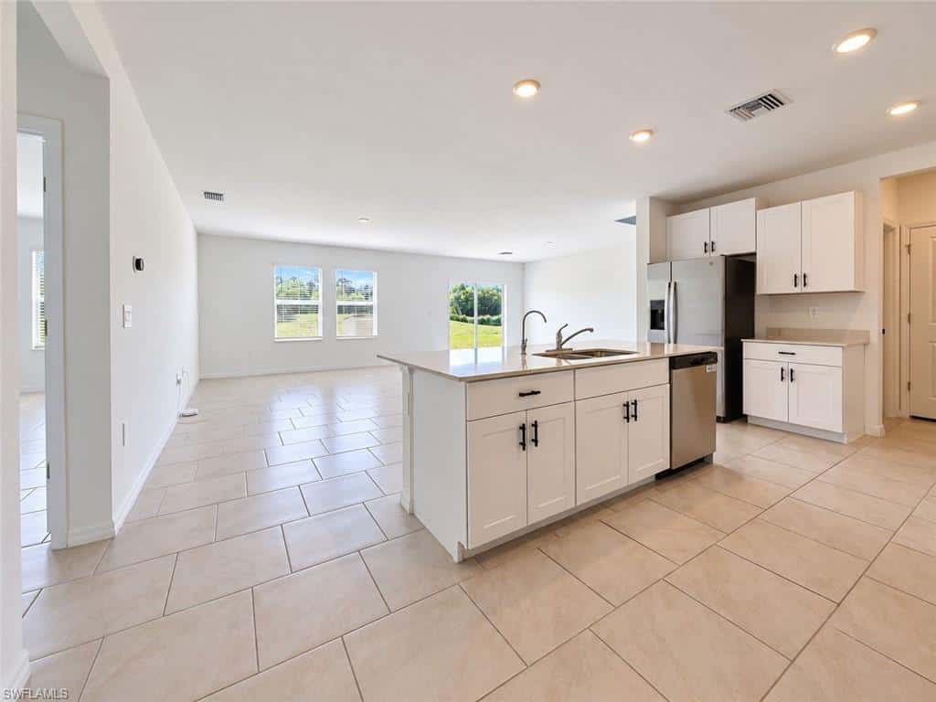 12421 Amber Waves Rd, Lehigh Acres, photo 11