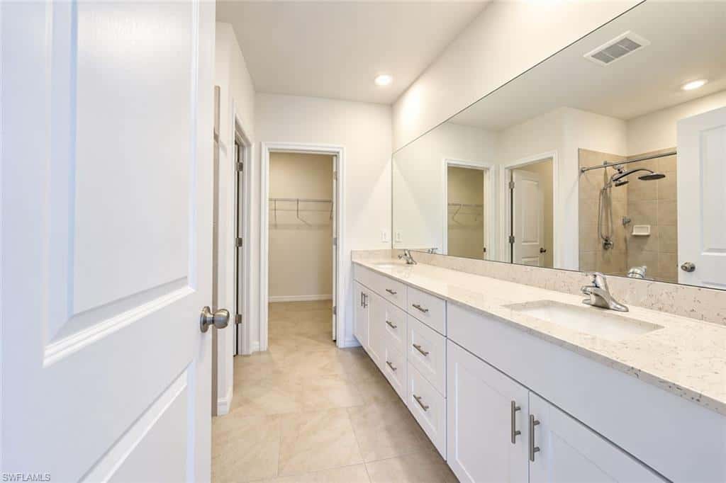 12421 Amber Waves Rd, Lehigh Acres, photo 21