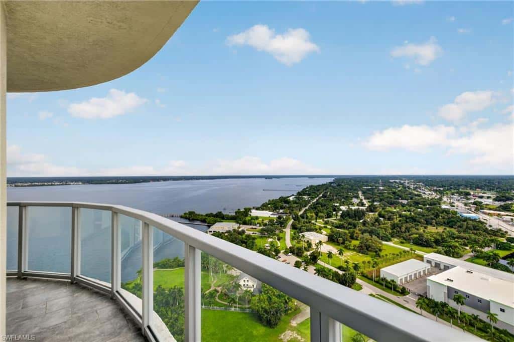 3000 Oasis Grand Blvd #2807, Fort Myers, photo 30
