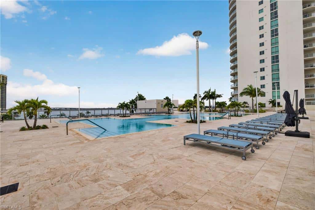 3000 Oasis Grand Blvd #2807, Fort Myers, photo 37