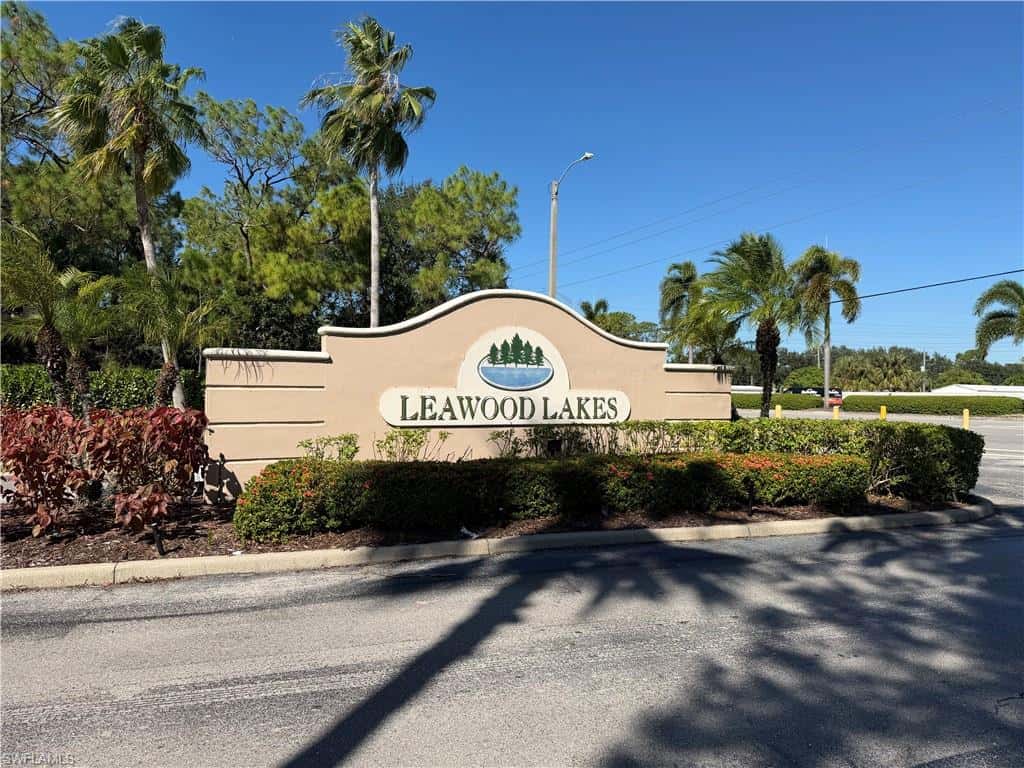417 Leawood Cir, Naples, photo 6