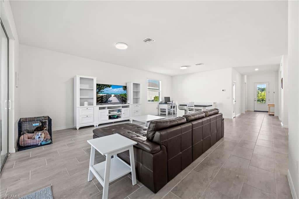 43569 Treadway Dr, Punta Gorda, photo 12
