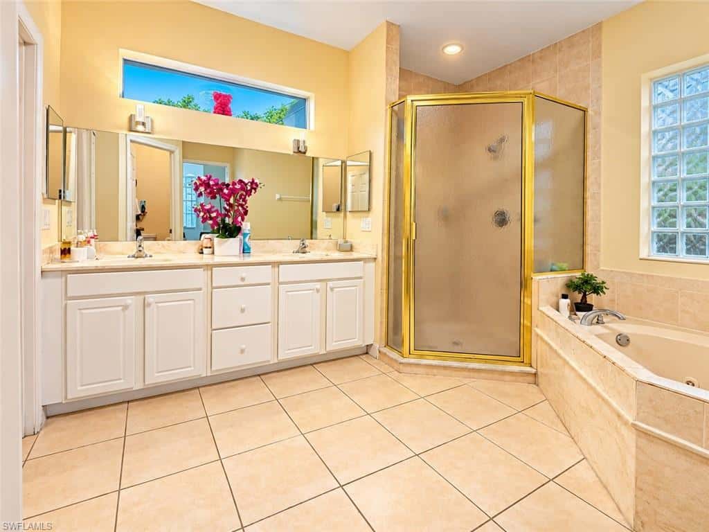 219 Columbus Ave, Lehigh Acres, photo 13