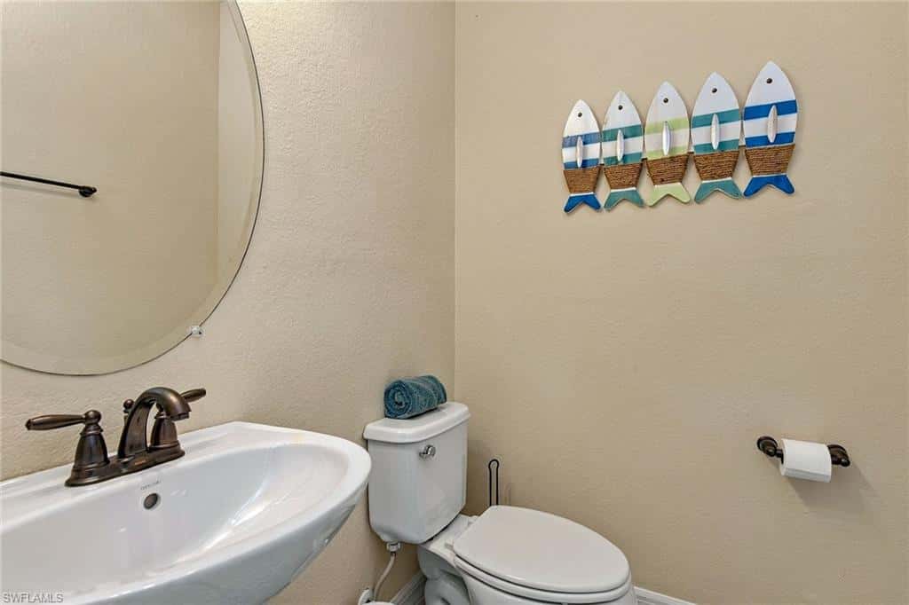 2870 Aviamar Cir, Naples, photo 16