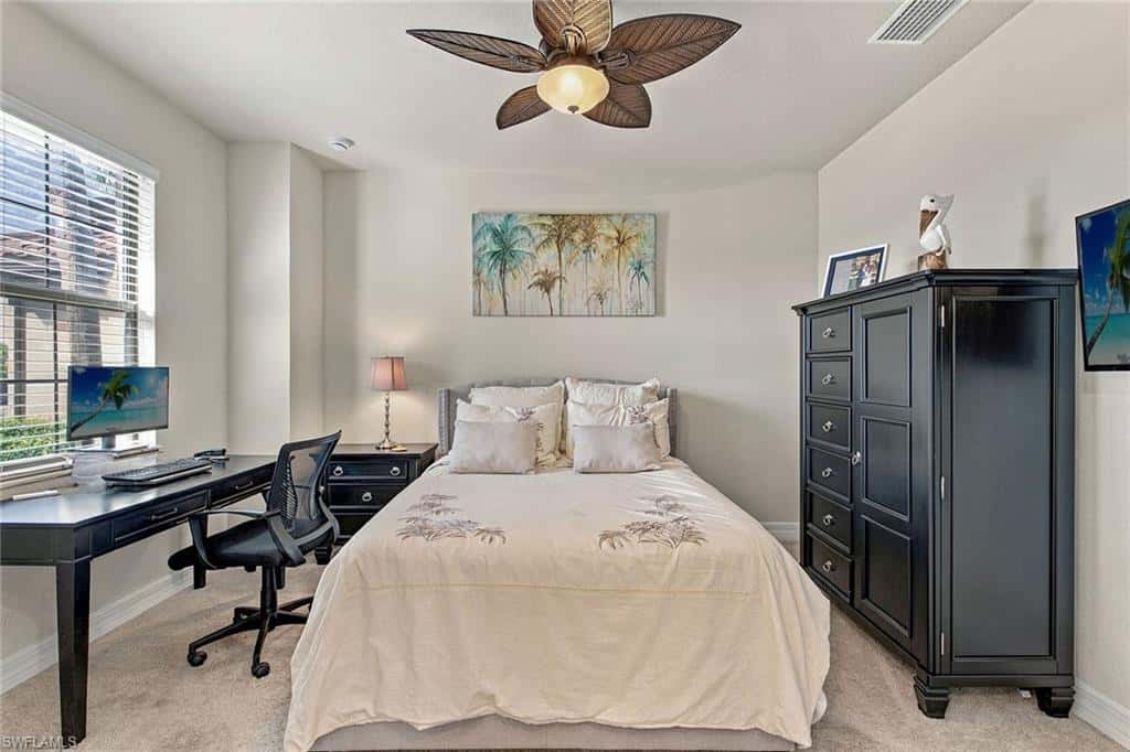 2870 Aviamar Cir, Naples, photo 12