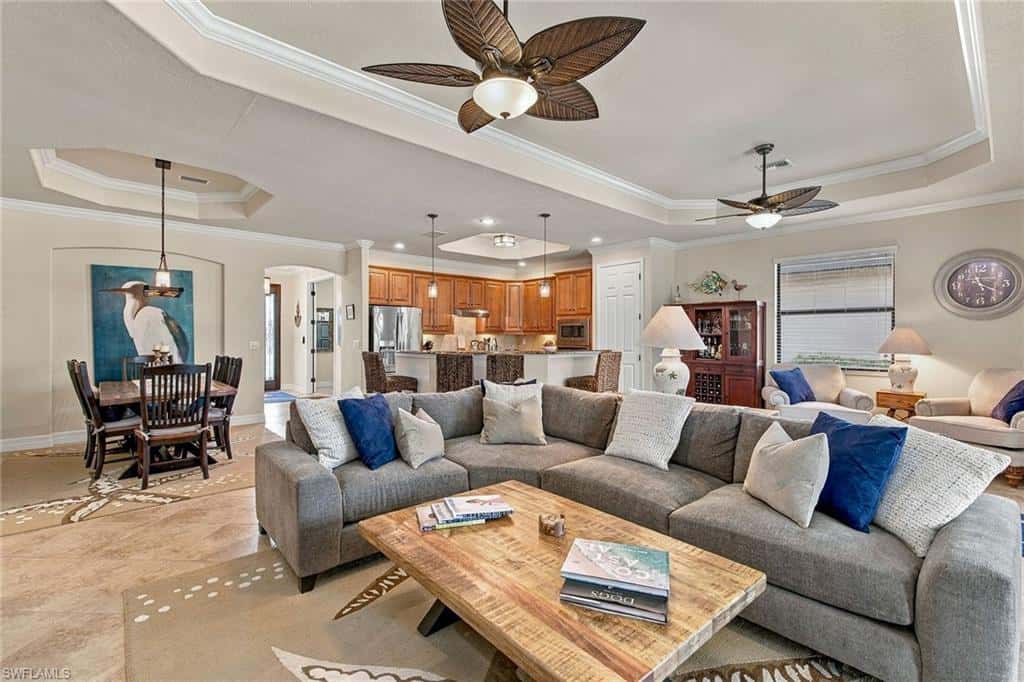 2870 Aviamar Cir, Naples, photo 5