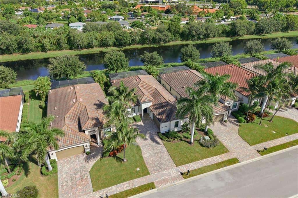 2870 Aviamar Cir, Naples, photo 29