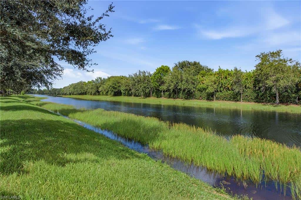 2870 Aviamar Cir, Naples, photo 25