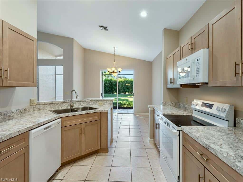 9164 Springview Loop, Estero, photo 14