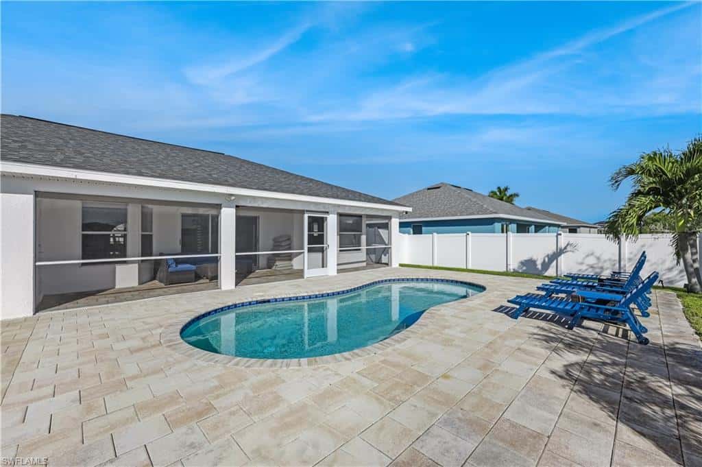 921 8th Pl, Cape Coral, photo 17